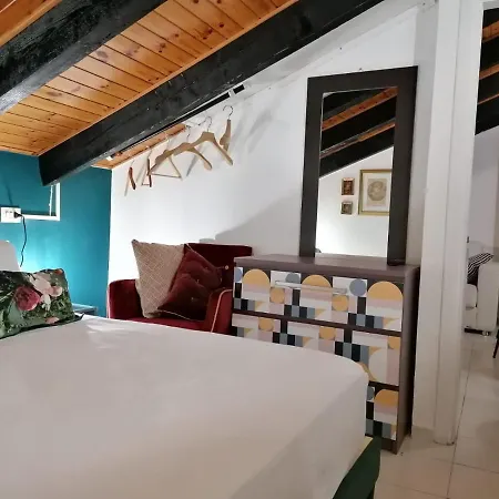 Mercanti Attic 2 * Milan