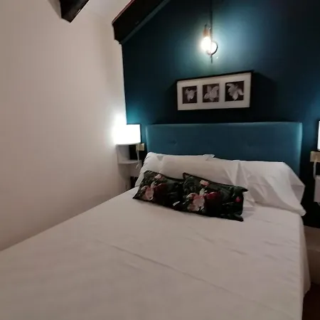 Mercanti Attic 2 * Milan