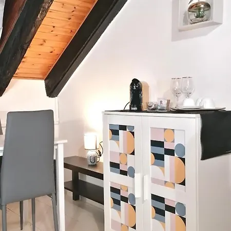Mercanti Attic 2 Apartment *
